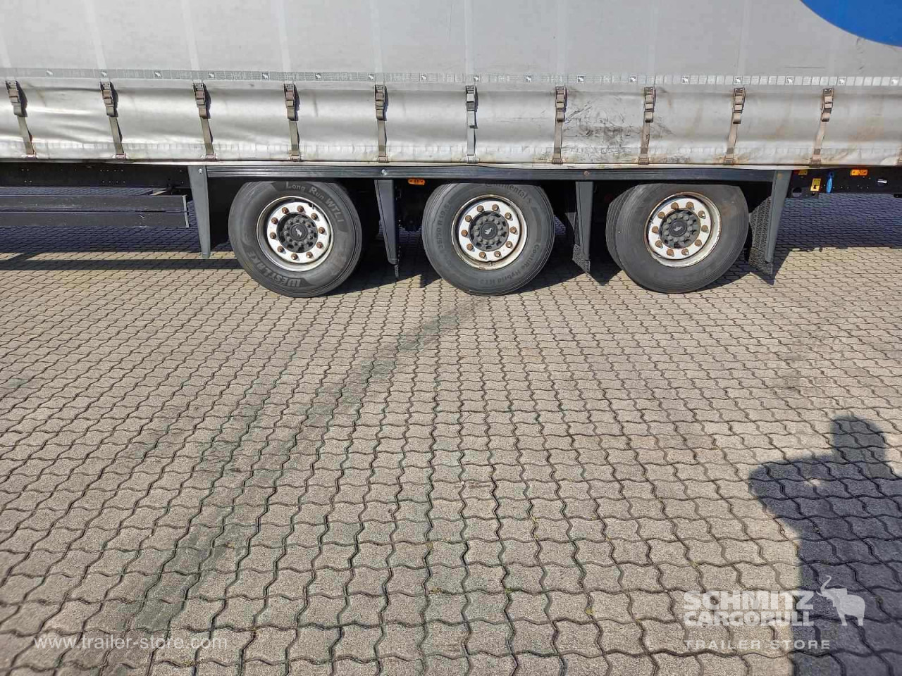 SCHMITZ Auflieger Curtainsider Mega - Tentpoolhaagis: pilt 3 SCHMITZ Auflieger Curtainsider Mega - Tentpoolhaagis: pilt 3