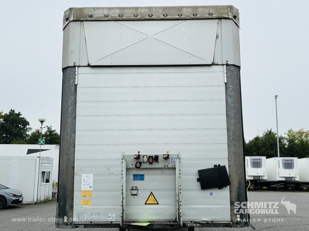 SCHMITZ Auflieger Curtainsider Mega - Tentpoolhaagis: pilt 3 SCHMITZ Auflieger Curtainsider Mega - Tentpoolhaagis: pilt 3