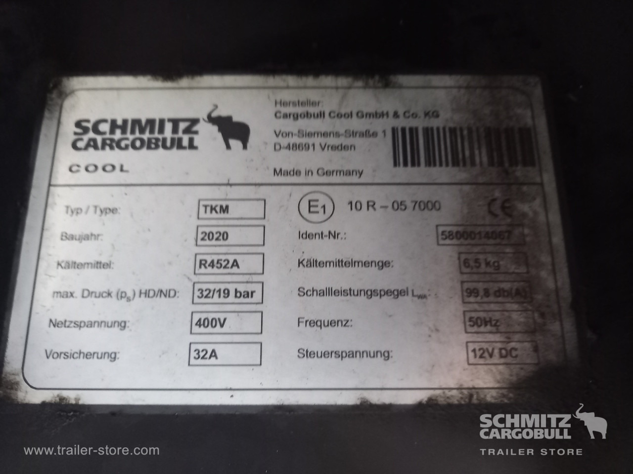 SCHMITZ Auflieger Tiefkühler Fleischhang - Isotermiline poolhaagis: pilt 5 SCHMITZ Auflieger Tiefkühler Fleischhang - Isotermiline poolhaagis: pilt 5