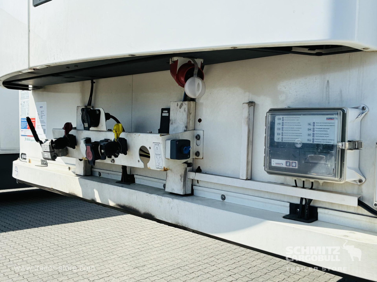 SCHMITZ Auflieger Tiefkühler Multitemp Double deck - Isotermiline poolhaagis: pilt 3 SCHMITZ Auflieger Tiefkühler Multitemp Double deck - Isotermiline poolhaagis: pilt 3