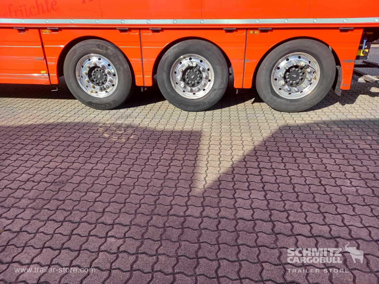 SCHMITZ Auflieger Tiefkühler Multitemp Double deck - Isotermiline poolhaagis: pilt 2 SCHMITZ Auflieger Tiefkühler Multitemp Double deck - Isotermiline poolhaagis: pilt 2