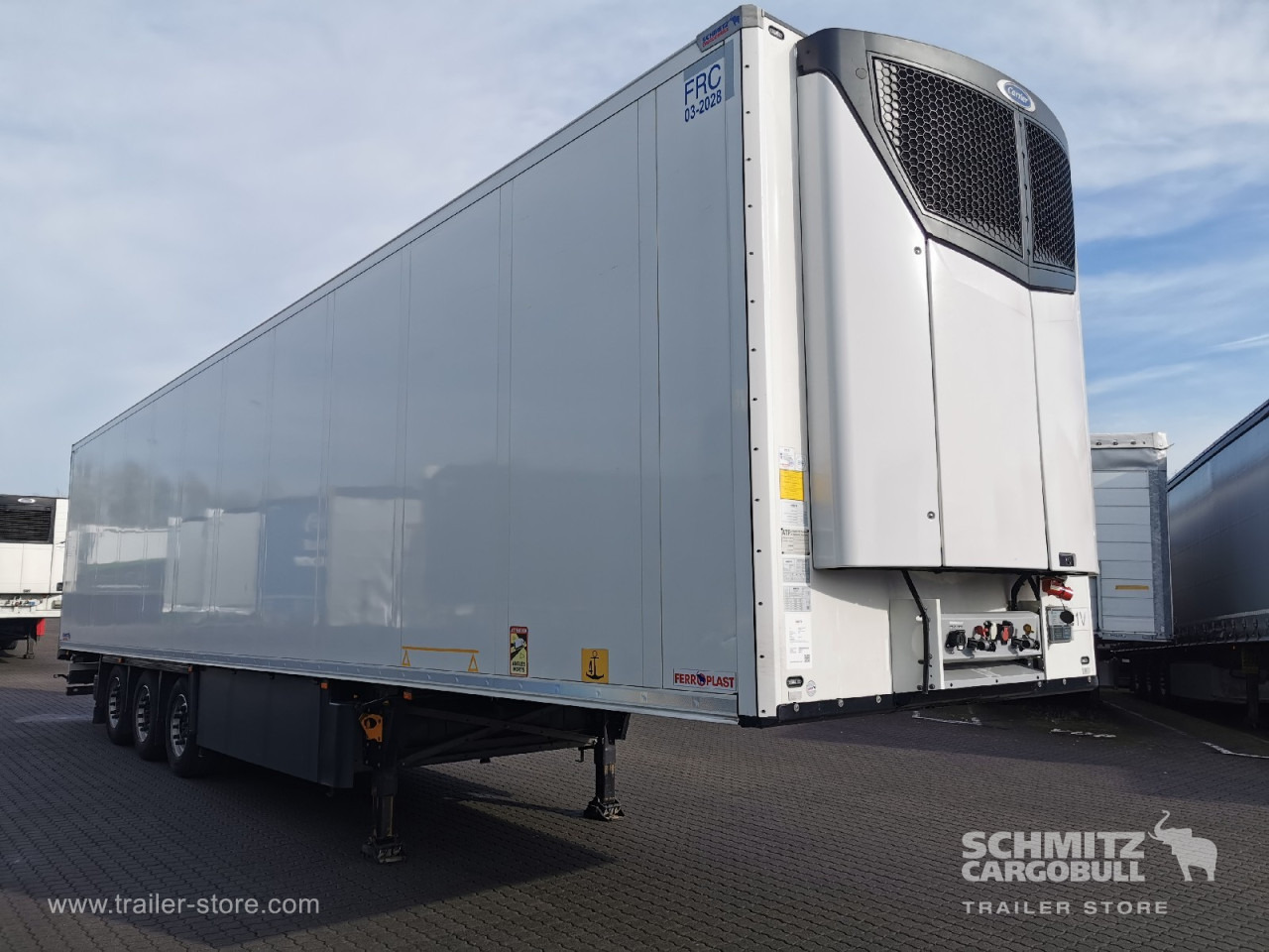 SCHMITZ Auflieger Tiefkühler Multitemp - Isotermiline poolhaagis: pilt 1 SCHMITZ Auflieger Tiefkühler Multitemp - Isotermiline poolhaagis: pilt 1