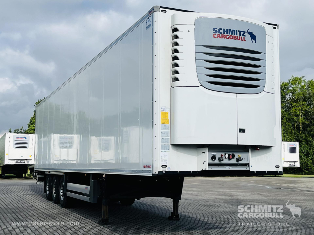 SCHMITZ Auflieger Tiefkühler Standard Double deck - Isotermiline poolhaagis: pilt 1 SCHMITZ Auflieger Tiefkühler Standard Double deck - Isotermiline poolhaagis: pilt 1