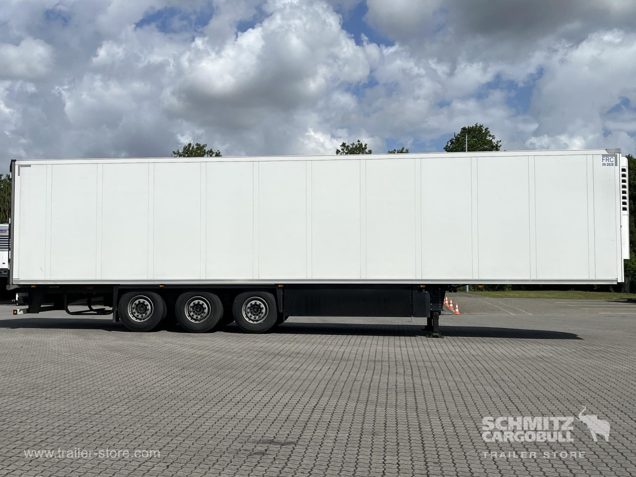 SCHMITZ Auflieger Tiefkühler Standard Double deck - Isotermiline poolhaagis: pilt 2 SCHMITZ Auflieger Tiefkühler Standard Double deck - Isotermiline poolhaagis: pilt 2