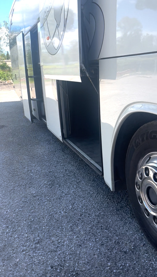 Iveco New Domino euro 5 (WC-KLIMA-57SEATS-NEW TYRES-ALCOA WHEELS) - Kaugsõidu buss: pilt 4 Iveco New Domino euro 5 (WC-KLIMA-57SEATS-NEW TYRES-ALCOA WHEELS) - Kaugsõidu buss: pilt 4
