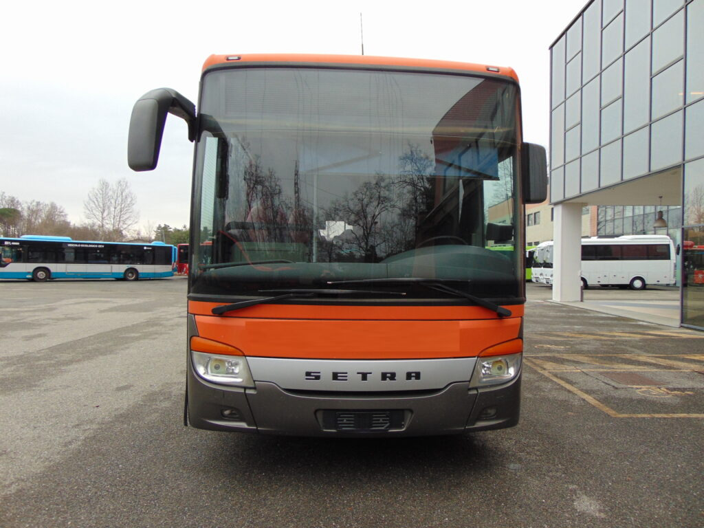 N.1 SETRA S 417 UL – Anno 2009 - Maakonnaliini buss: pilt 2 N.1 SETRA S 417 UL – Anno 2009 - Maakonnaliini buss: pilt 2