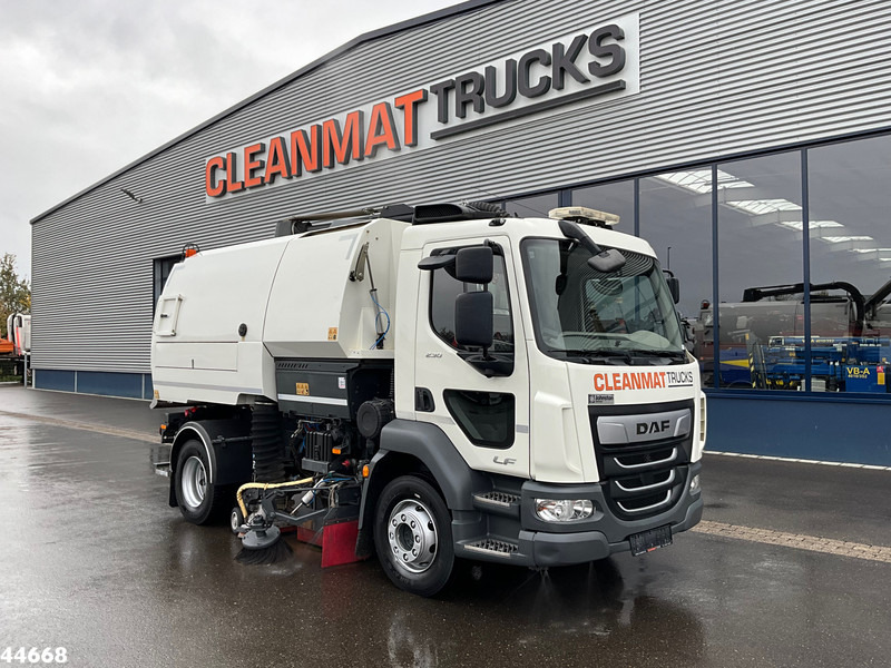 DAF FA LF 230 Euro 6 Johnston VT652 Just 87.278 km! - Tänavapühkimismasin: pilt 2 DAF FA LF 230 Euro 6 Johnston VT652 Just 87.278 km! - Tänavapühkimismasin: pilt 2