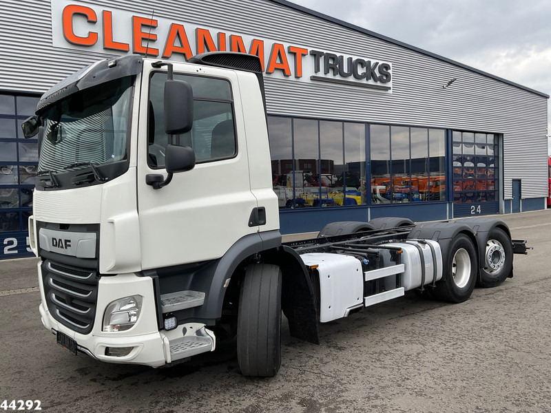 DAF FAN CF 450 Euro 6 Chassis Cabine - Kabiinišassiiga veoauto: pilt 1 DAF FAN CF 450 Euro 6 Chassis Cabine - Kabiinišassiiga veoauto: pilt 1