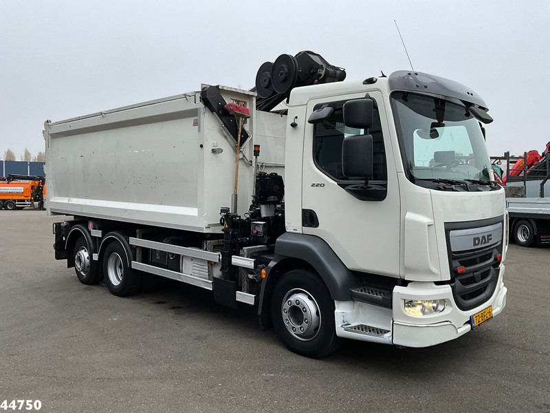 DAF FAN LF 220 Euro 6 Hiab 11 Tonmeter laadkraan Just 166.649 Km! - Kallurauto, Kraanaga veoauto: pilt 3 DAF FAN LF 220 Euro 6 Hiab 11 Tonmeter laadkraan Just 166.649 Km! - Kallurauto, Kraanaga veoauto: pilt 3