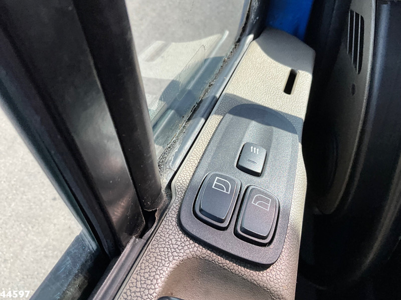 DAF FAX 85 CF 360 8x2 Euro 5 Hiab 16 Tonmeter laadkraan liising DAF FAX 85 CF 360 8x2 Euro 5 Hiab 16 Tonmeter laadkraan: pilt 15