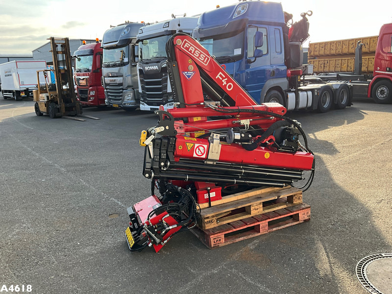 FASSI DEMO 4 Tonmeter laadkraan Laadkraan - Kraana-manipulaator: pilt 3 FASSI DEMO 4 Tonmeter laadkraan Laadkraan - Kraana-manipulaator: pilt 3