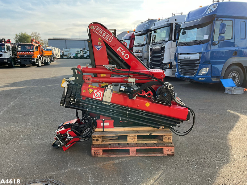 FASSI DEMO 4 Tonmeter laadkraan Laadkraan - Kraana-manipulaator: pilt 4 FASSI DEMO 4 Tonmeter laadkraan Laadkraan - Kraana-manipulaator: pilt 4