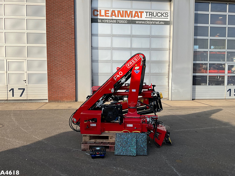 FASSI DEMO 4 Tonmeter laadkraan Laadkraan - Kraana-manipulaator: pilt 1 FASSI DEMO 4 Tonmeter laadkraan Laadkraan - Kraana-manipulaator: pilt 1