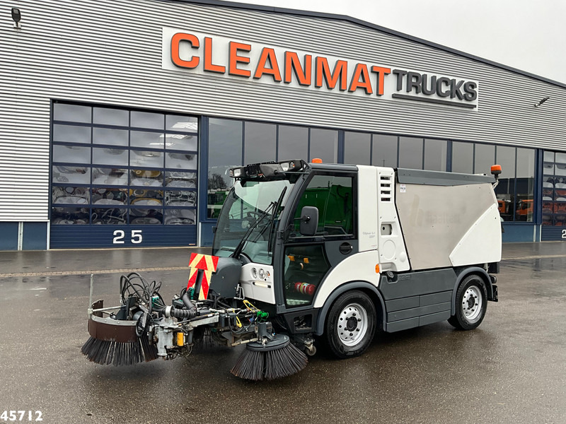 Hako CityMaster 2200 Euro 6 Just 19.762 km! - Tänavapühkimismasin: pilt 3 Hako CityMaster 2200 Euro 6 Just 19.762 km! - Tänavapühkimismasin: pilt 3