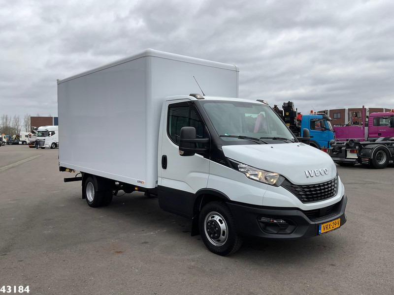 Iveco Daily 35C16 2.3 met laadklep - Kasti veoauto: pilt 2 Iveco Daily 35C16 2.3 met laadklep - Kasti veoauto: pilt 2