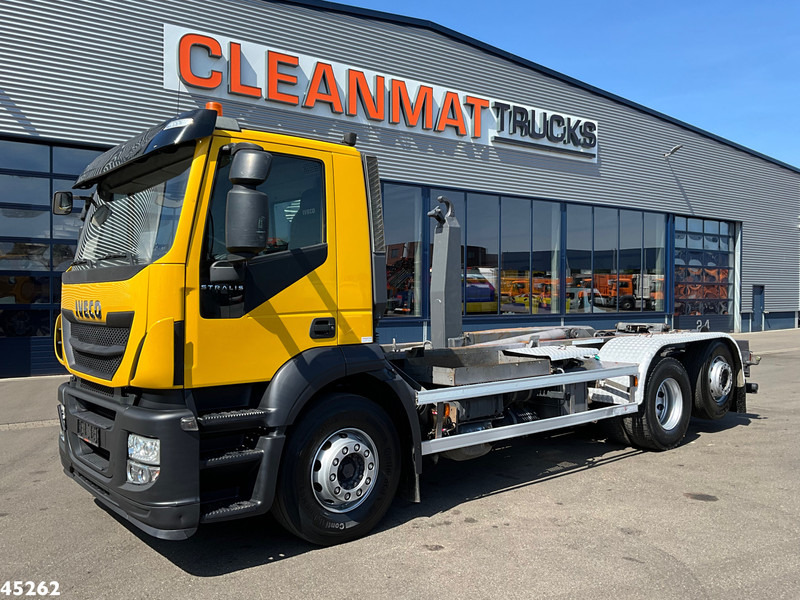 Iveco Stralis AD260SY 6x2 VDL 20 Ton haakarmsysteem - Konkstõstukiga veoauto: pilt 2 Iveco Stralis AD260SY 6x2 VDL 20 Ton haakarmsysteem - Konkstõstukiga veoauto: pilt 2
