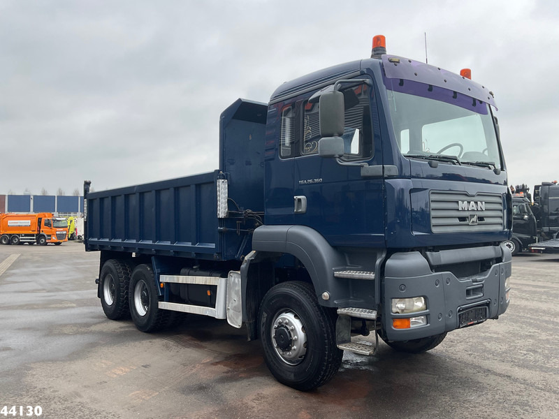 MAN TGA 33.363 6x6 Kipper 12m³ Manual Full steel - Kallurauto: pilt 5 MAN TGA 33.363 6x6 Kipper 12m³ Manual Full steel - Kallurauto: pilt 5