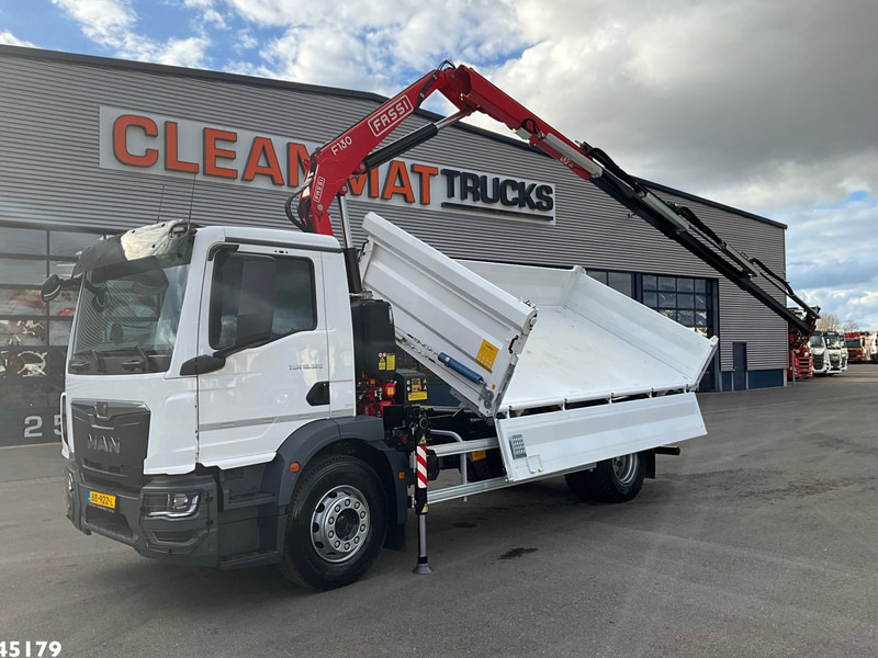 MAN TGM 18.320 Euro 6 Fassi 13 Tonmeter laadkraan NEW AND UNUSED! - Kallurauto, Kraanaga veoauto: pilt 2 MAN TGM 18.320 Euro 6 Fassi 13 Tonmeter laadkraan NEW AND UNUSED! - Kallurauto, Kraanaga veoauto: pilt 2