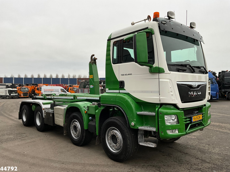 MAN TGS 43.440 8x4 Euro 6 VDL 40 Ton haakarmsysteem - Konkstõstukiga veoauto: pilt 3 MAN TGS 43.440 8x4 Euro 6 VDL 40 Ton haakarmsysteem - Konkstõstukiga veoauto: pilt 3