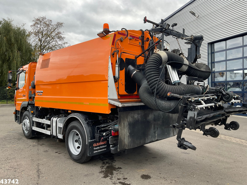 Mercedes-Benz ATEGO 1523 Faun VIAJET 6 R/HS Wegdekreiniger Just 14.776 km! - Tänavapühkimismasin: pilt 4 Mercedes-Benz ATEGO 1523 Faun VIAJET 6 R/HS Wegdekreiniger Just 14.776 km! - Tänavapühkimismasin: pilt 4