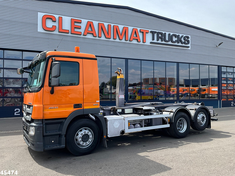 Konkstõstukiga veoauto Mercedes-Benz Actros 2541 6x2 VDL 20 Ton haakarmsysteem: pilt 6