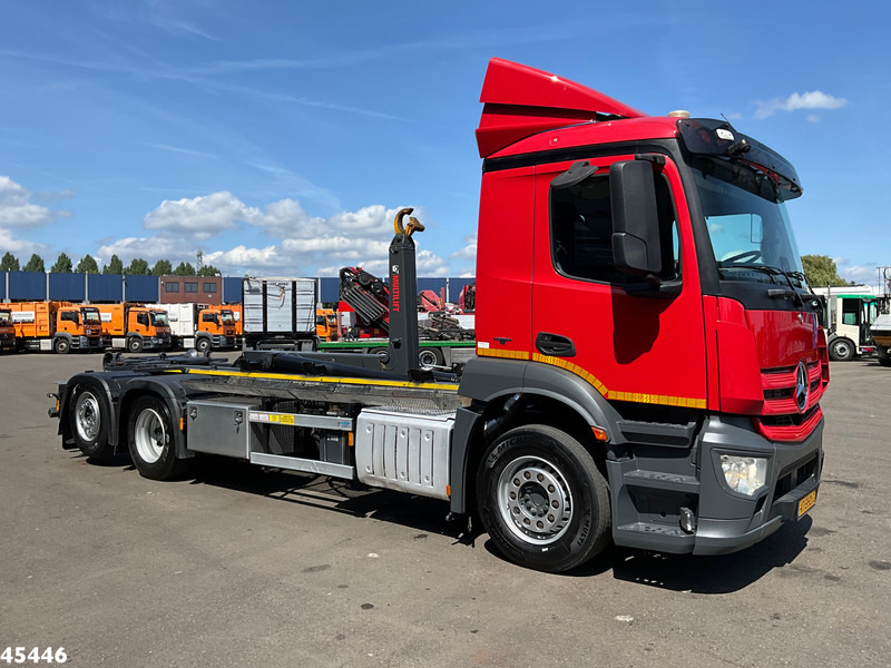 Mercedes-Benz Antos 2543 Euro 6 Multilift 26 Ton haakarmsysteem - Konkstõstukiga veoauto: pilt 3 Mercedes-Benz Antos 2543 Euro 6 Multilift 26 Ton haakarmsysteem - Konkstõstukiga veoauto: pilt 3