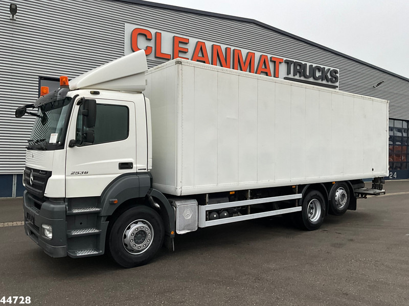 Mercedes-Benz Axor 2636 6x2 Dhollandia laadklep Just 265.901 km! - Kasti veoauto: pilt 3 Mercedes-Benz Axor 2636 6x2 Dhollandia laadklep Just 265.901 km! - Kasti veoauto: pilt 3