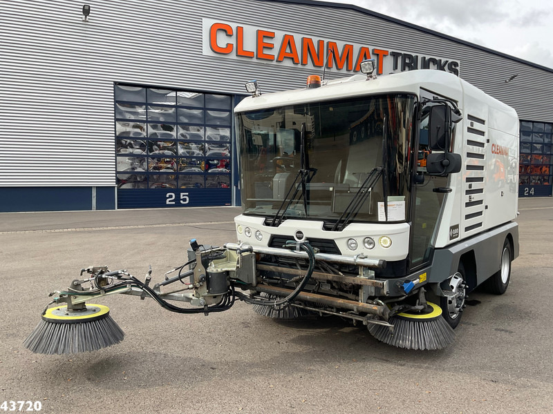 Ravo 540 STH Euro 6 with 3-rd brush - Tänavapühkimismasin: pilt 3 Ravo 540 STH Euro 6 with 3-rd brush - Tänavapühkimismasin: pilt 3