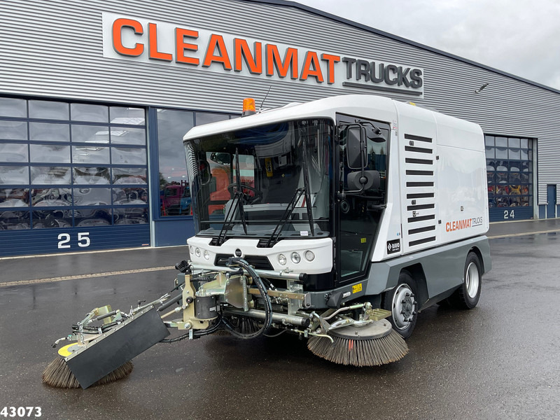 Ravo 540 STH Euro 6 with 3-rd brush - Tänavapühkimismasin: pilt 2 Ravo 540 STH Euro 6 with 3-rd brush - Tänavapühkimismasin: pilt 2