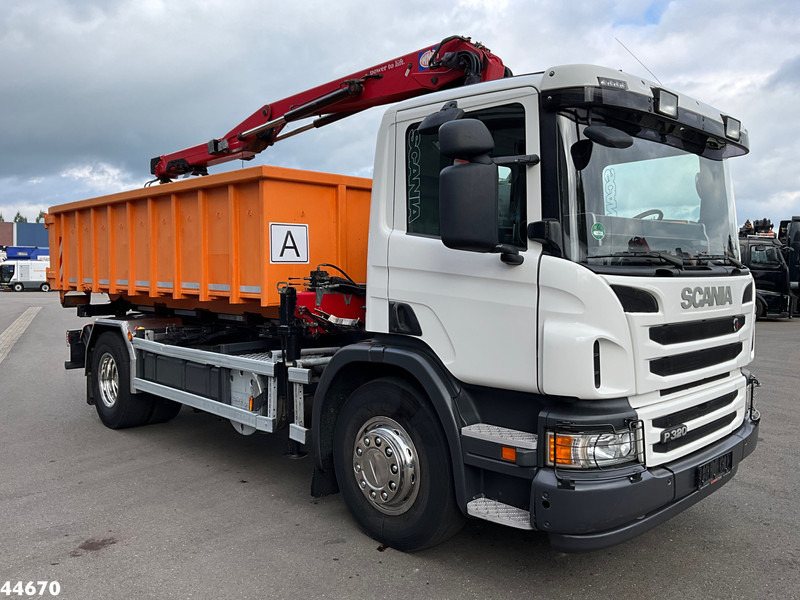 Scania P 320 HMF 12 Tonmeter Z-kraan + Kipper 11m³ - Kallurauto, Kraanaga veoauto: pilt 4 Scania P 320 HMF 12 Tonmeter Z-kraan + Kipper 11m³ - Kallurauto, Kraanaga veoauto: pilt 4