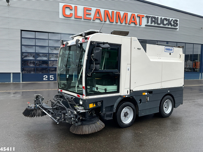 Schmidt Cleango 500 Compact Euro 6 with 3-rd brush - Tänavapühkimismasin: pilt 2 Schmidt Cleango 500 Compact Euro 6 with 3-rd brush - Tänavapühkimismasin: pilt 2