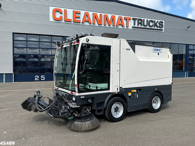 Schmidt Cleango 500 Compact Euro 6 with 3-rd brush - Tänavapühkimismasin: pilt 2 Schmidt Cleango 500 Compact Euro 6 with 3-rd brush - Tänavapühkimismasin: pilt 2