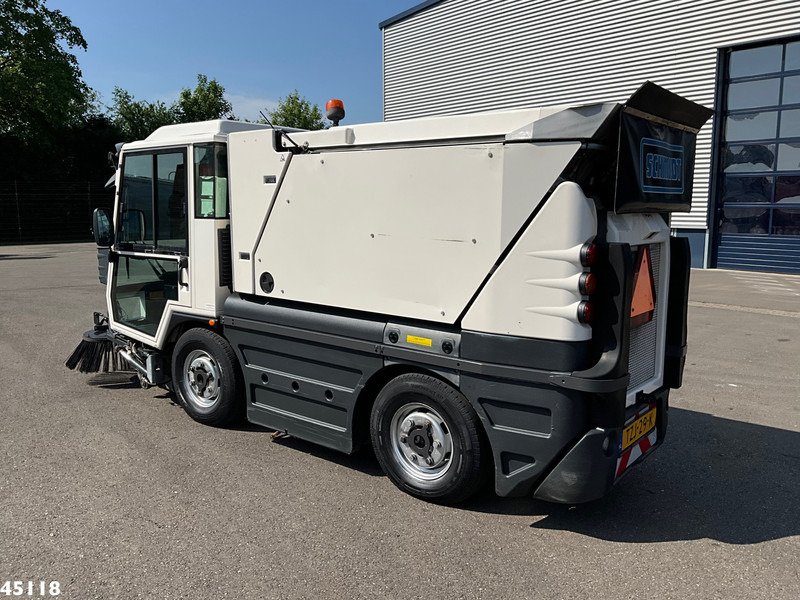 Schmidt Swingo Compact 200 Euro 6 - Tänavapühkimismasin: pilt 5 Schmidt Swingo Compact 200 Euro 6 - Tänavapühkimismasin: pilt 5