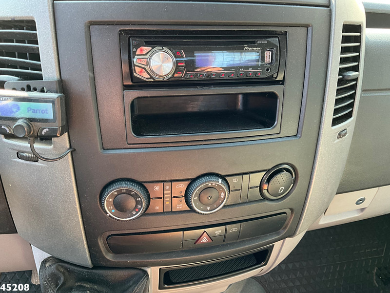 Kraanaga veoauto Volkswagen Crafter 35 2.0 TDI Hiab 1,3 Tonmeter laadkraan Just 82.346 km!: pilt 20