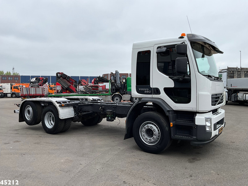 Volvo FE 260 Chassis cabine with PTO Just 199.470 km! - Kabiinišassiiga veoauto: pilt 3 Volvo FE 260 Chassis cabine with PTO Just 199.470 km! - Kabiinišassiiga veoauto: pilt 3