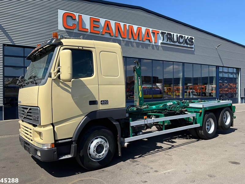 Volvo FH 12.420 Manual Full steel suspension! - Konkstõstukiga veoauto: pilt 2 Volvo FH 12.420 Manual Full steel suspension! - Konkstõstukiga veoauto: pilt 2