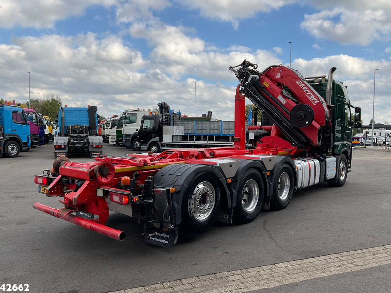 Volvo FM 460 8x4 TRIDEM Euro 6 32 Tonmeter laadkraan - Konkstõstukiga veoauto, Kraanaga veoauto: pilt 4 Volvo FM 460 8x4 TRIDEM Euro 6 32 Tonmeter laadkraan - Konkstõstukiga veoauto, Kraanaga veoauto: pilt 4
