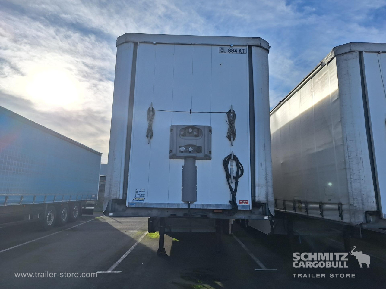 FRUEHAUF Curtainsider Standard Taillift - Tentpoolhaagis: pilt 2 FRUEHAUF Curtainsider Standard Taillift - Tentpoolhaagis: pilt 2