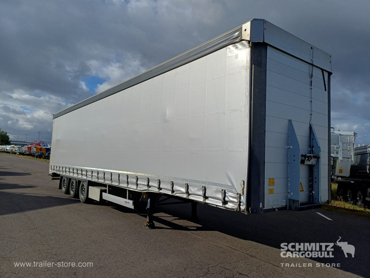 SCHMITZ Auflieger Curtainsider Mega - Tentpoolhaagis: pilt 1 SCHMITZ Auflieger Curtainsider Mega - Tentpoolhaagis: pilt 1