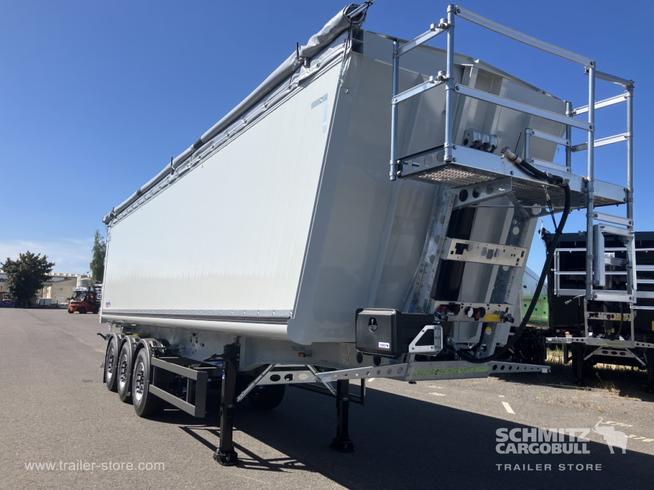 SCHMITZ Auflieger Kipper Alukastenmulde 52m³ - Kallur-poolhaagis: pilt 1 SCHMITZ Auflieger Kipper Alukastenmulde 52m³ - Kallur-poolhaagis: pilt 1