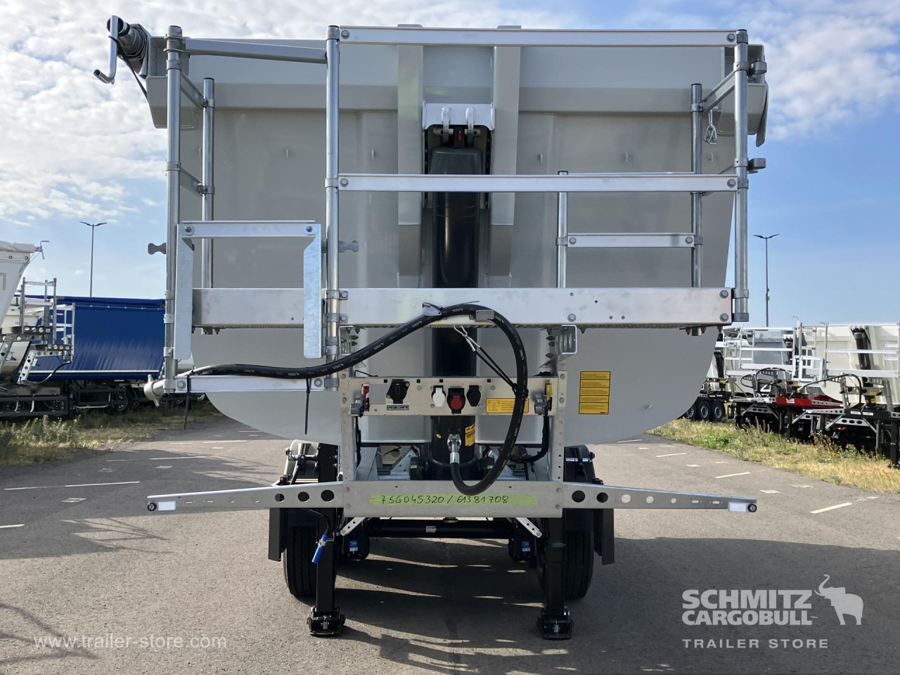 SCHMITZ Auflieger Kipper Stahlrundmulde 29m³ - Kallur-poolhaagis: pilt 4 SCHMITZ Auflieger Kipper Stahlrundmulde 29m³ - Kallur-poolhaagis: pilt 4