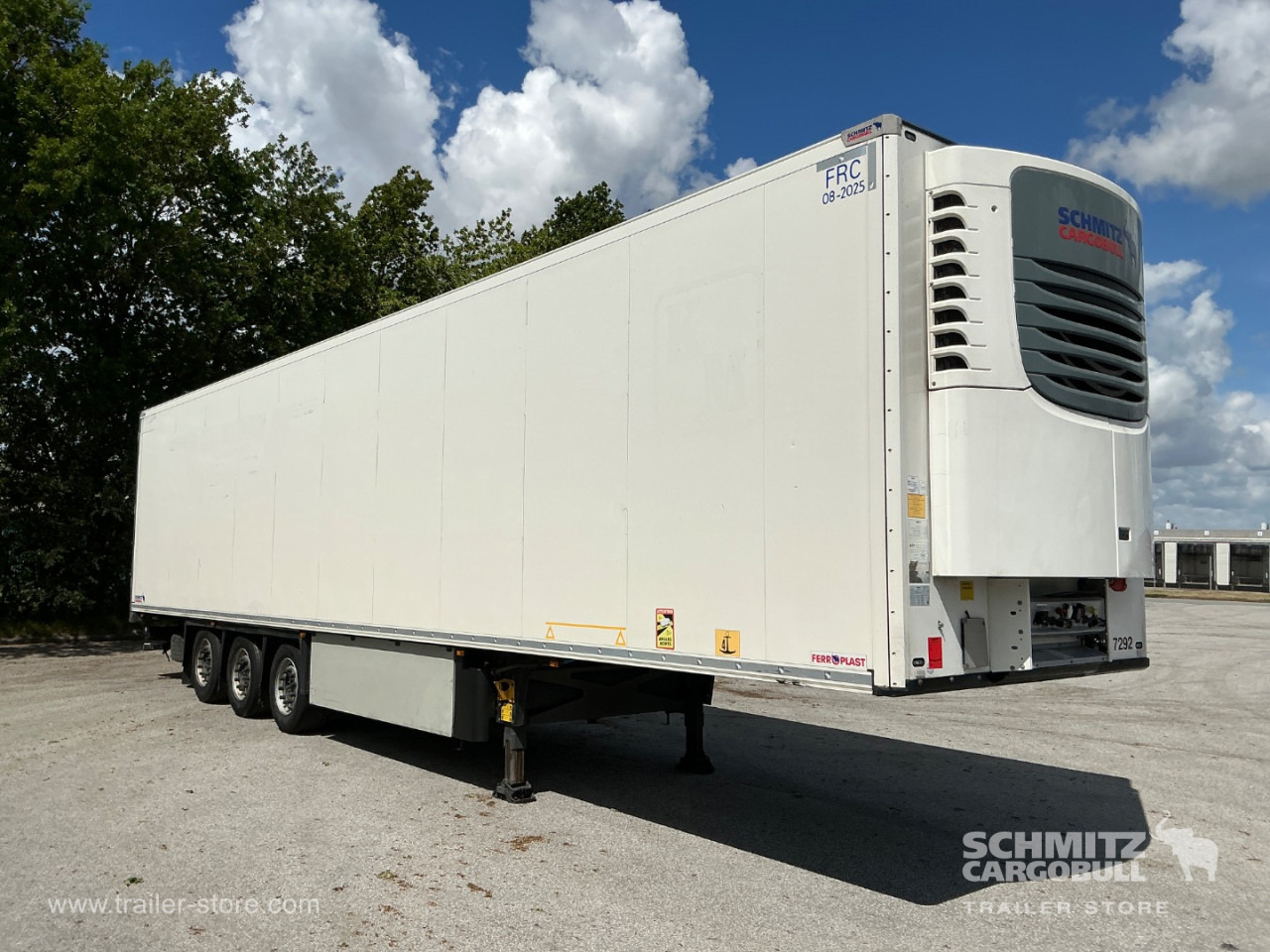 SCHMITZ Reefer Meat hanging system - Isotermiline poolhaagis: pilt 1 SCHMITZ Reefer Meat hanging system - Isotermiline poolhaagis: pilt 1