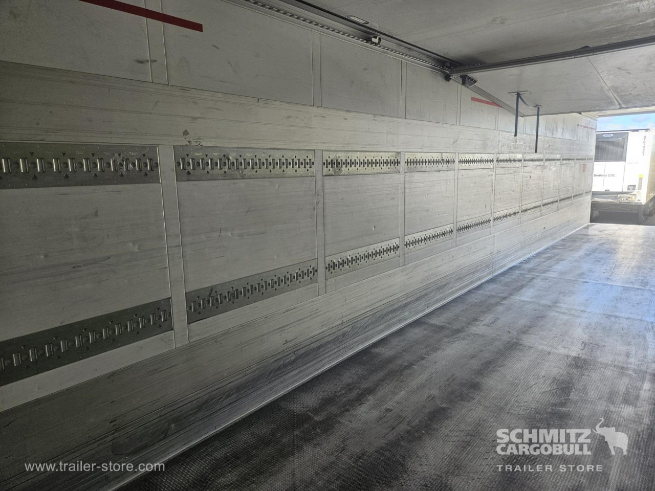 SCHMITZ Reefer Multitemp - Isotermiline poolhaagis: pilt 3 SCHMITZ Reefer Multitemp - Isotermiline poolhaagis: pilt 3
