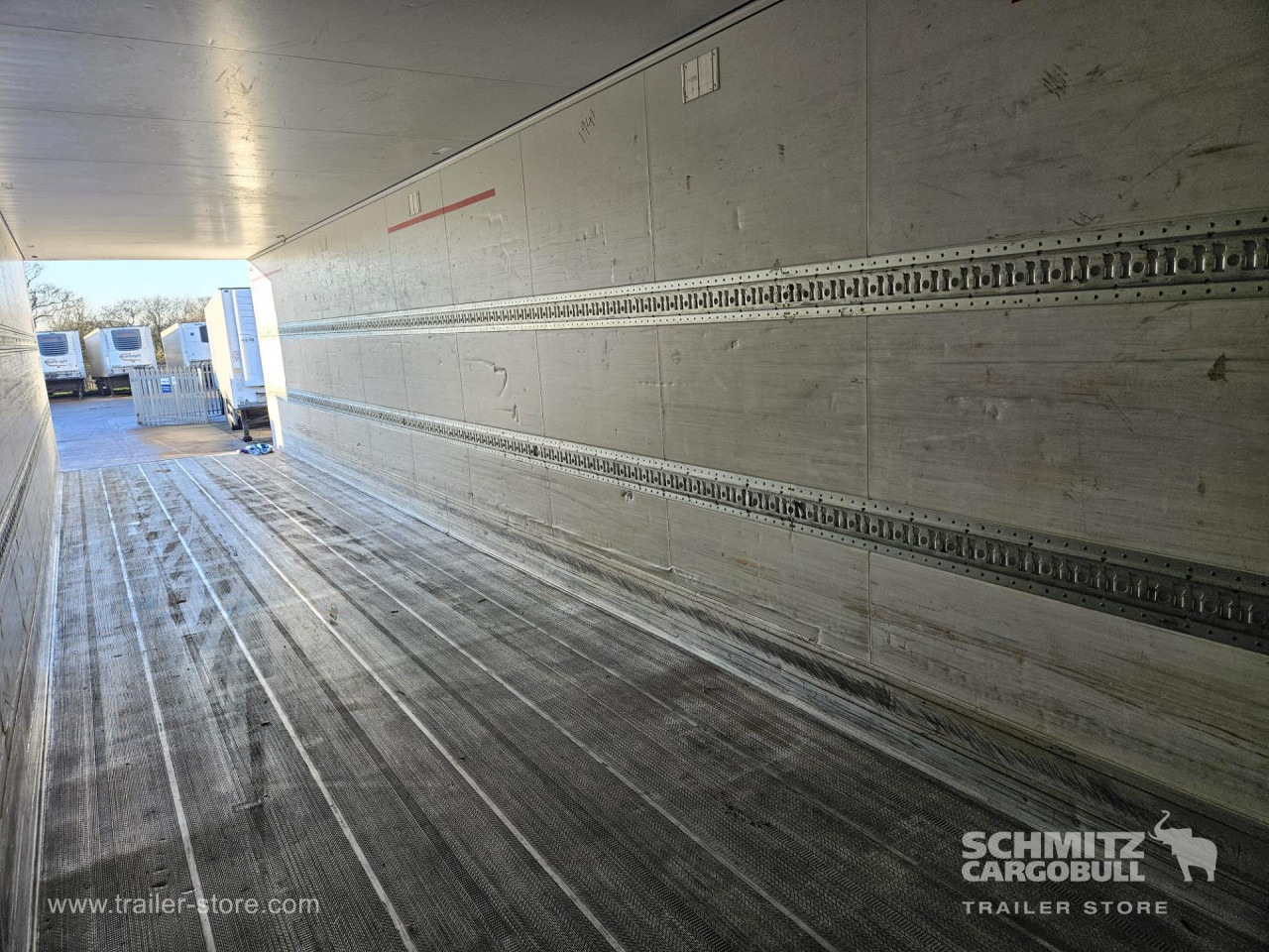 SCHMITZ Reefer Standard - Isotermiline poolhaagis: pilt 3 SCHMITZ Reefer Standard - Isotermiline poolhaagis: pilt 3