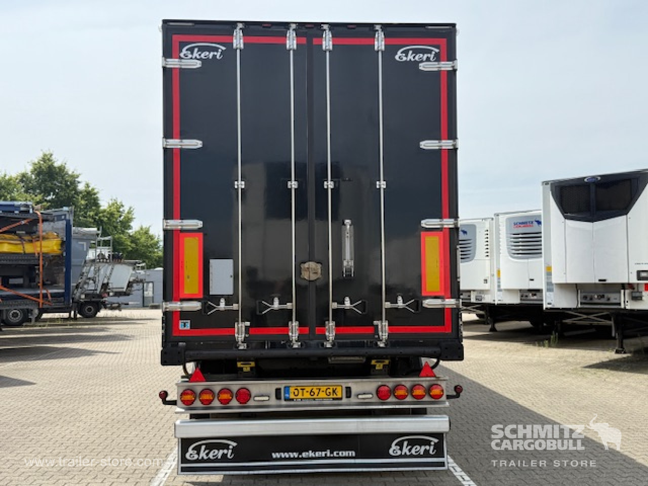 EKERI Oplegger Vries Vouw wand Double deck - Isotermiline poolhaagis: pilt 2 EKERI Oplegger Vries Vouw wand Double deck - Isotermiline poolhaagis: pilt 2