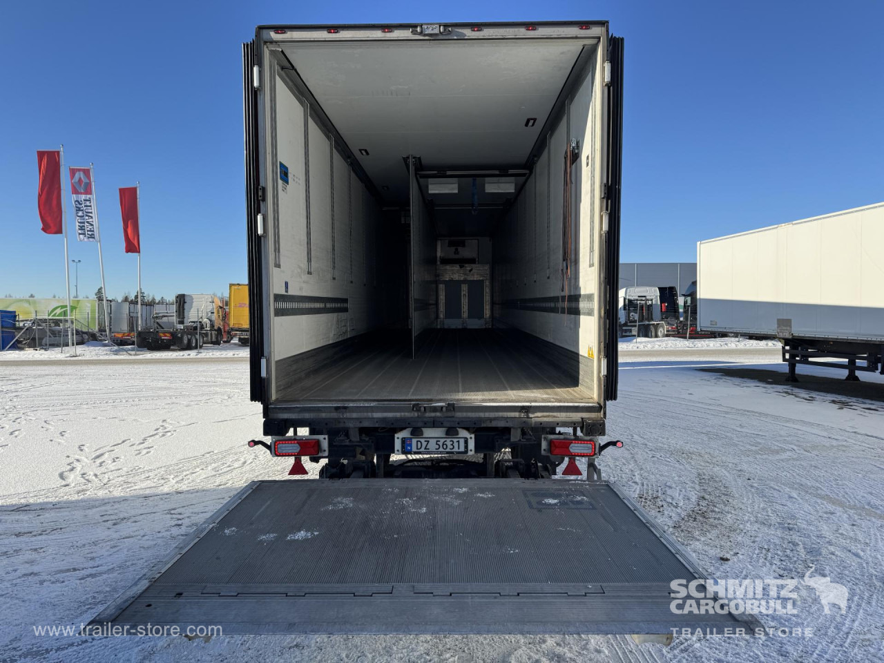 SCHMITZ Reefer Standard Double deck Taillift - Isotermiline poolhaagis: pilt 3 SCHMITZ Reefer Standard Double deck Taillift - Isotermiline poolhaagis: pilt 3