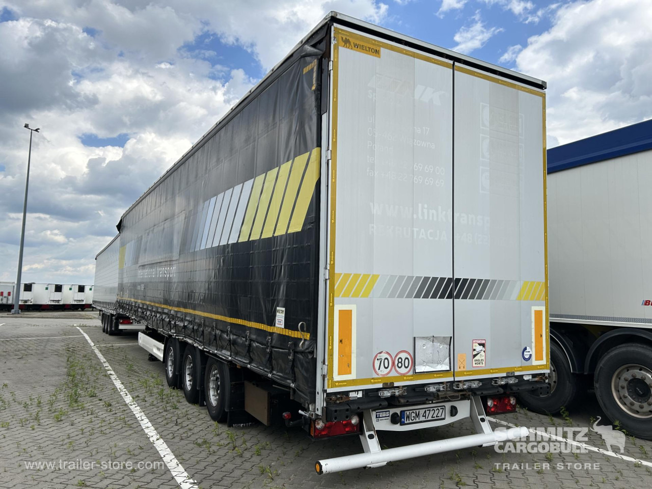 WIELTON Curtainsider Mega - Tentpoolhaagis: pilt 3 WIELTON Curtainsider Mega - Tentpoolhaagis: pilt 3