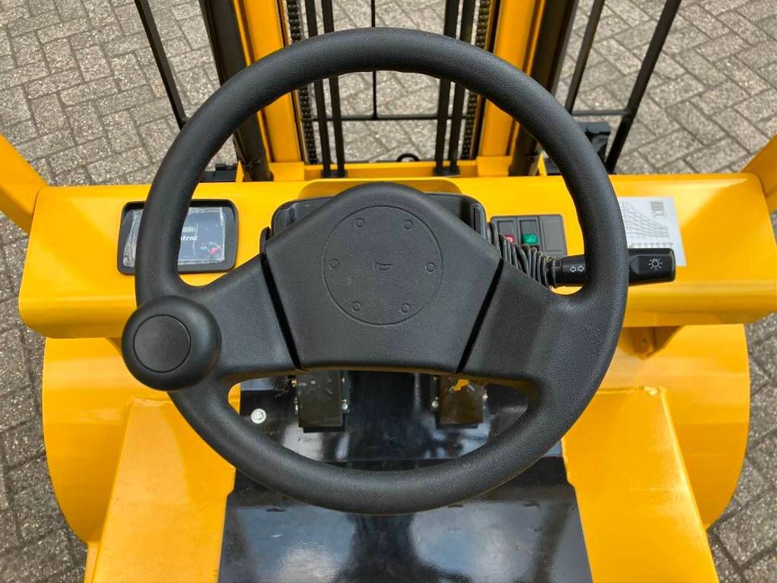 Eurotrac AGRI 12 - Kahveltõstuk: pilt 4 Eurotrac AGRI 12 - Kahveltõstuk: pilt 4