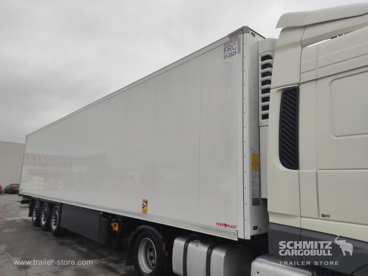 SCHMITZ Напівпричіп Стандартний - Isotermiline poolhaagis: pilt 1 SCHMITZ Напівпричіп Стандартний - Isotermiline poolhaagis: pilt 1