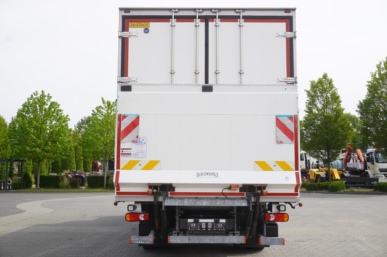 DAF LF 16.260 / Jegger Refrigerator / Carrier Supra 750 / DHOLLANDIA 1500 kg / Sleeper cab - Külmutiga veoauto: pilt 4 DAF LF 16.260 / Jegger Refrigerator / Carrier Supra 750 / DHOLLANDIA 1500 kg / Sleeper cab - Külmutiga veoauto: pilt 4